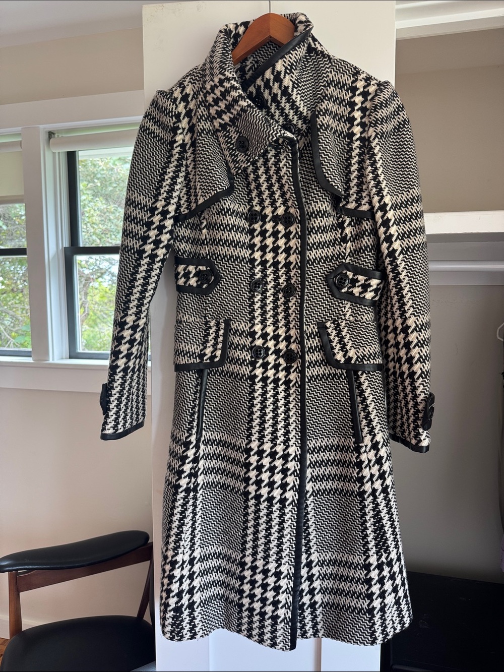 Karen Millen Black & White Houndstooth Tailored Trench Coat